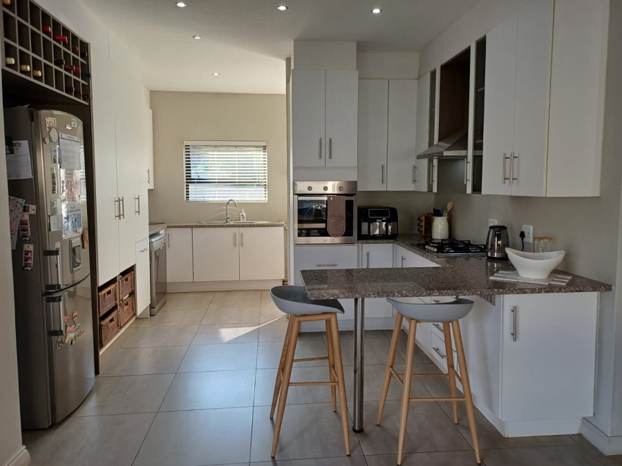 4 Bedroom Property for Sale in Leloko Lifestyle Estate North West